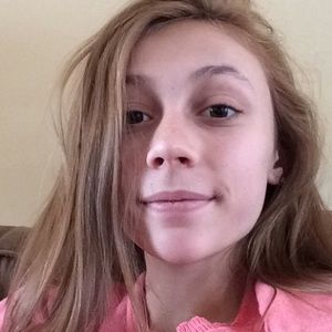 Meet your Posher, Stella